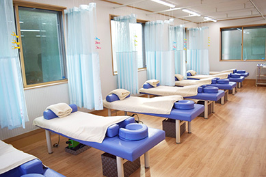 船橋運動公園前　施設